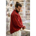 Imagen del producto Camisa medieval con cordones y ojales Adrian roja