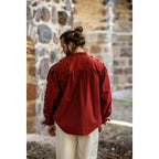 Imagen del producto Camisa medieval con cordones y ojales Adrian roja