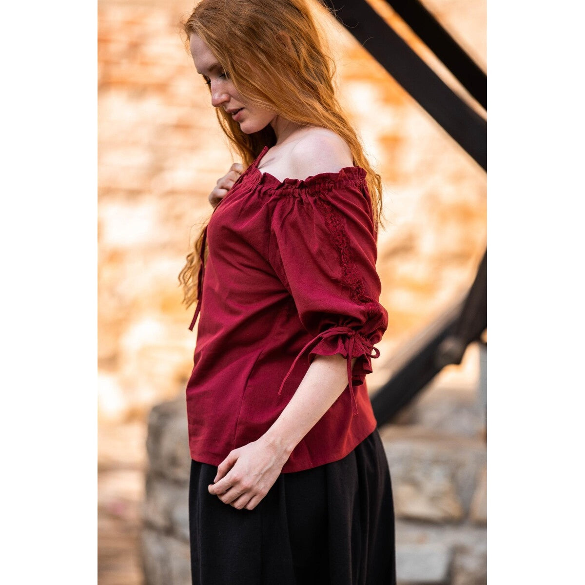 Product image Medieval Short-Sleeve Blouse Sandra red