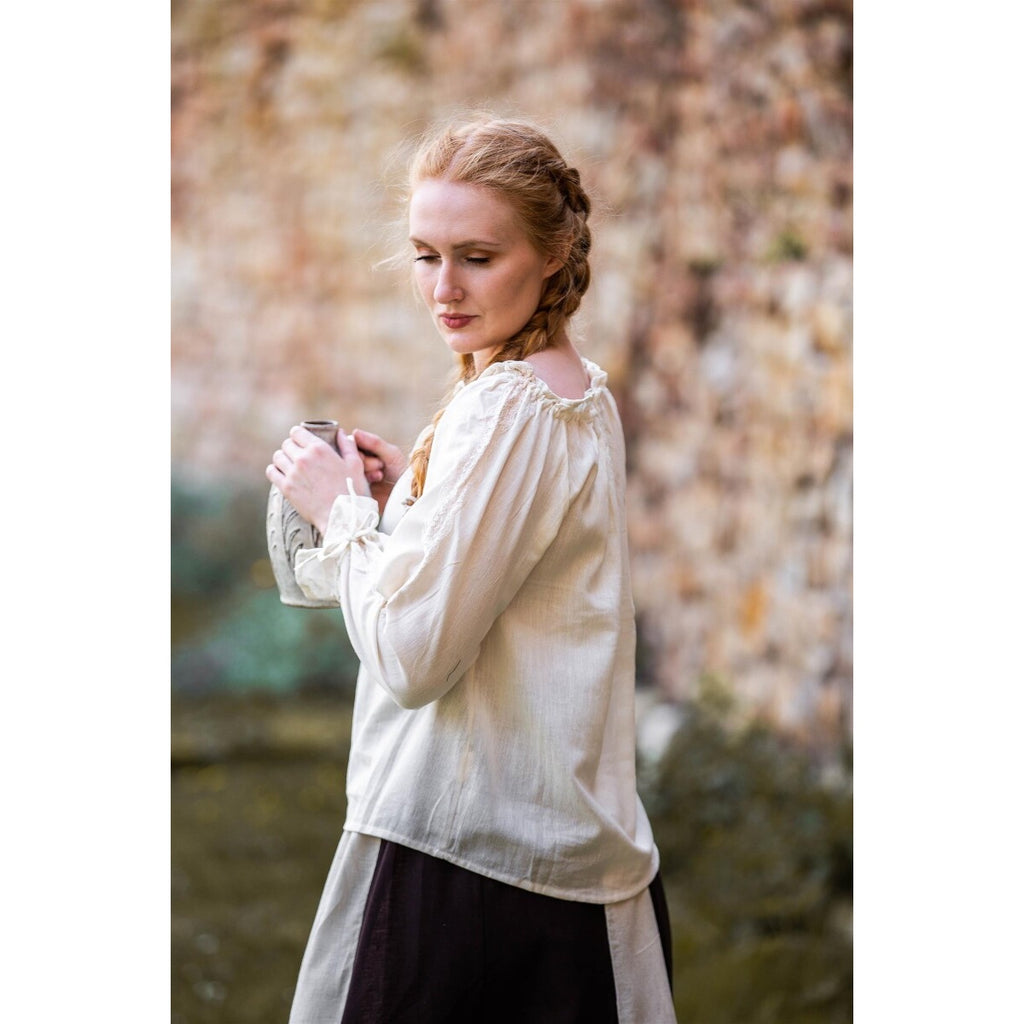 Imagen del producto Blusa medieval con encaje Bettina beige