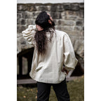 Imagen del producto Camisa medieval con jaretas y botones de madera Oswald beige