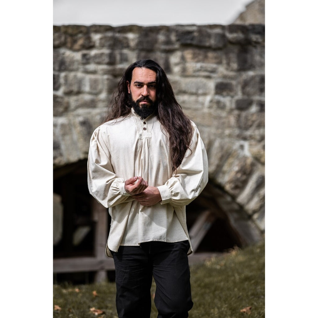Imagen del producto Camisa medieval con jaretas y botones de madera Oswald beige