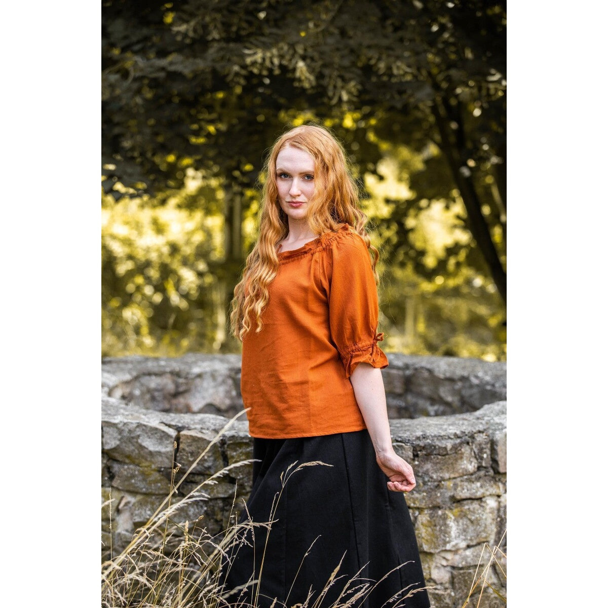 Imagen del producto Blusa medieval de manga corta Vera marrón