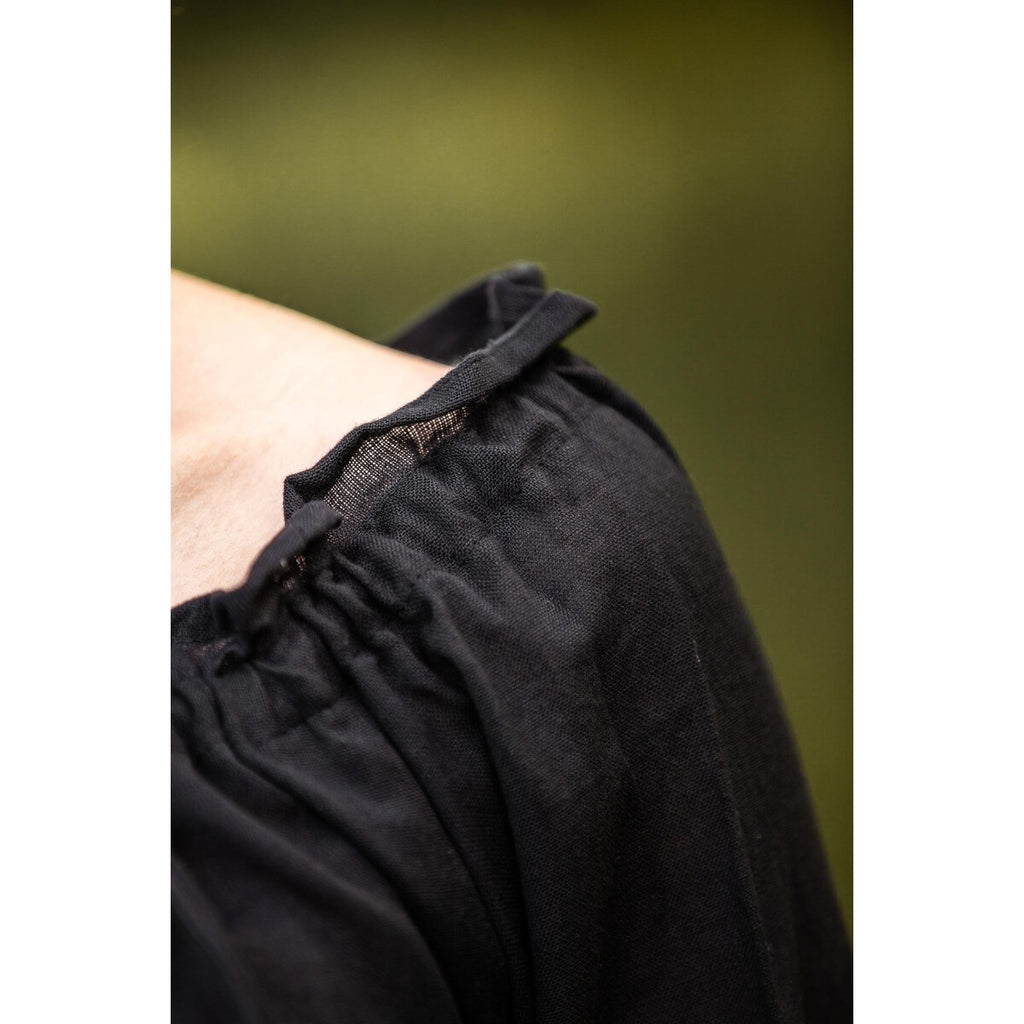 Imagen del producto Blusa medieval de manga corta Vera negra