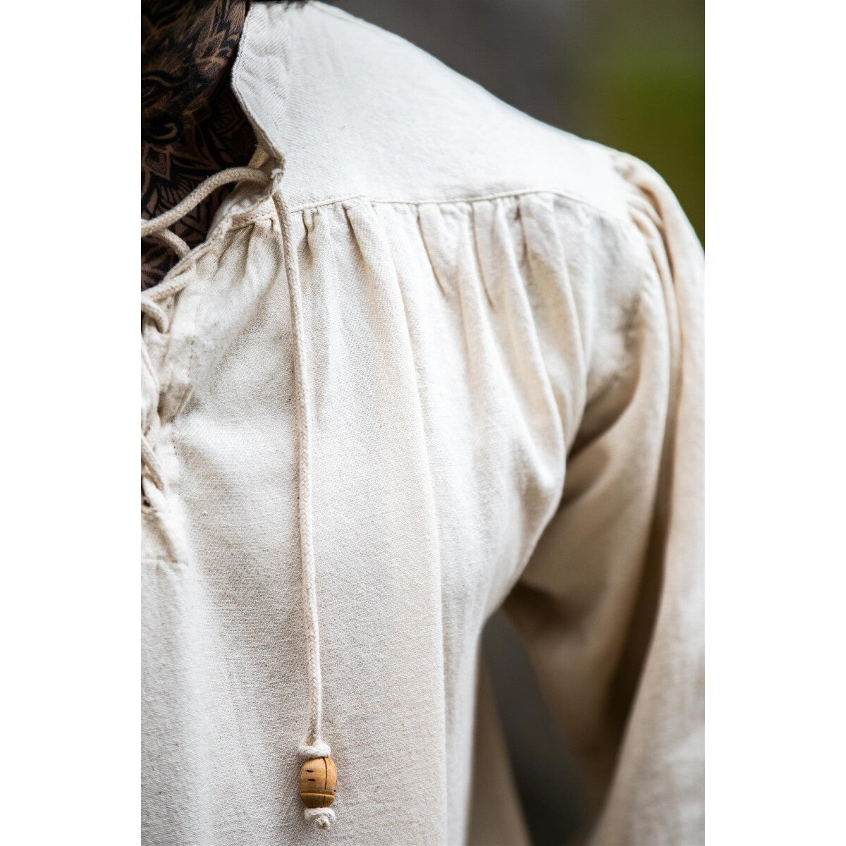 Imagen del producto Camisa medieval Leopold beige