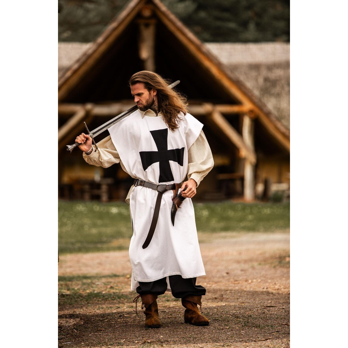 Imagen del producto Tabardo medieval de los Caballeros Templarios blanco y negro