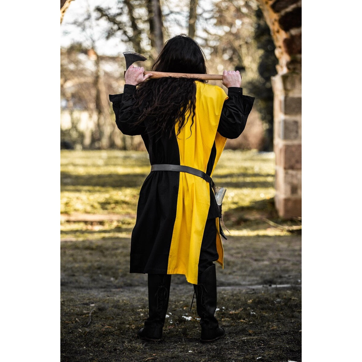 Imagen del producto Jubón medieval Frederick negro-amarillo