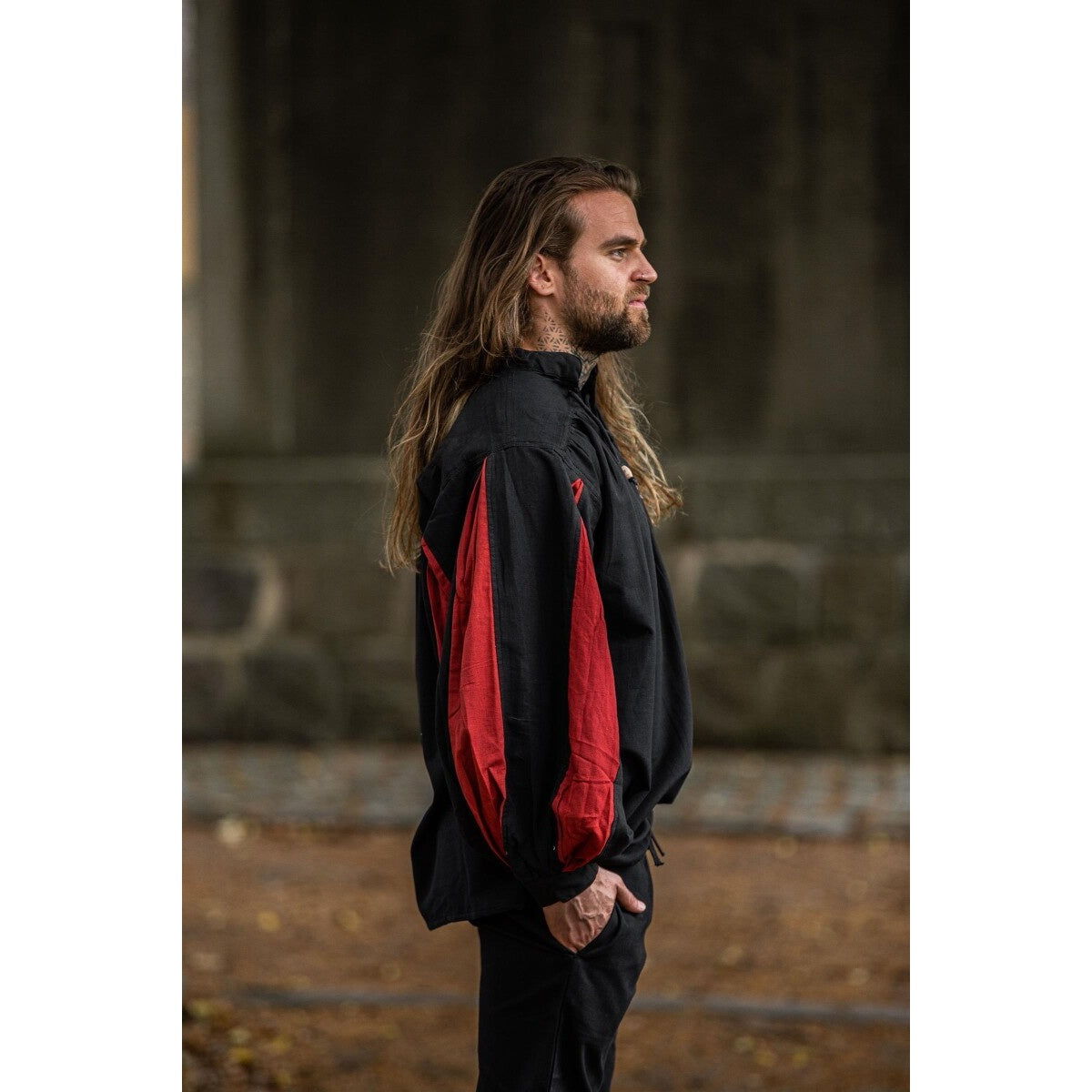 Imagen del producto Camisa de lansquenete medieval Albert negro-rojo