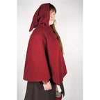 Imagen del producto Caperuza medieval Egill con bordado roja
