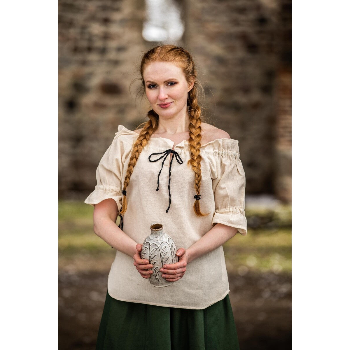 Imagen del producto Blusa medieval Amelia beige