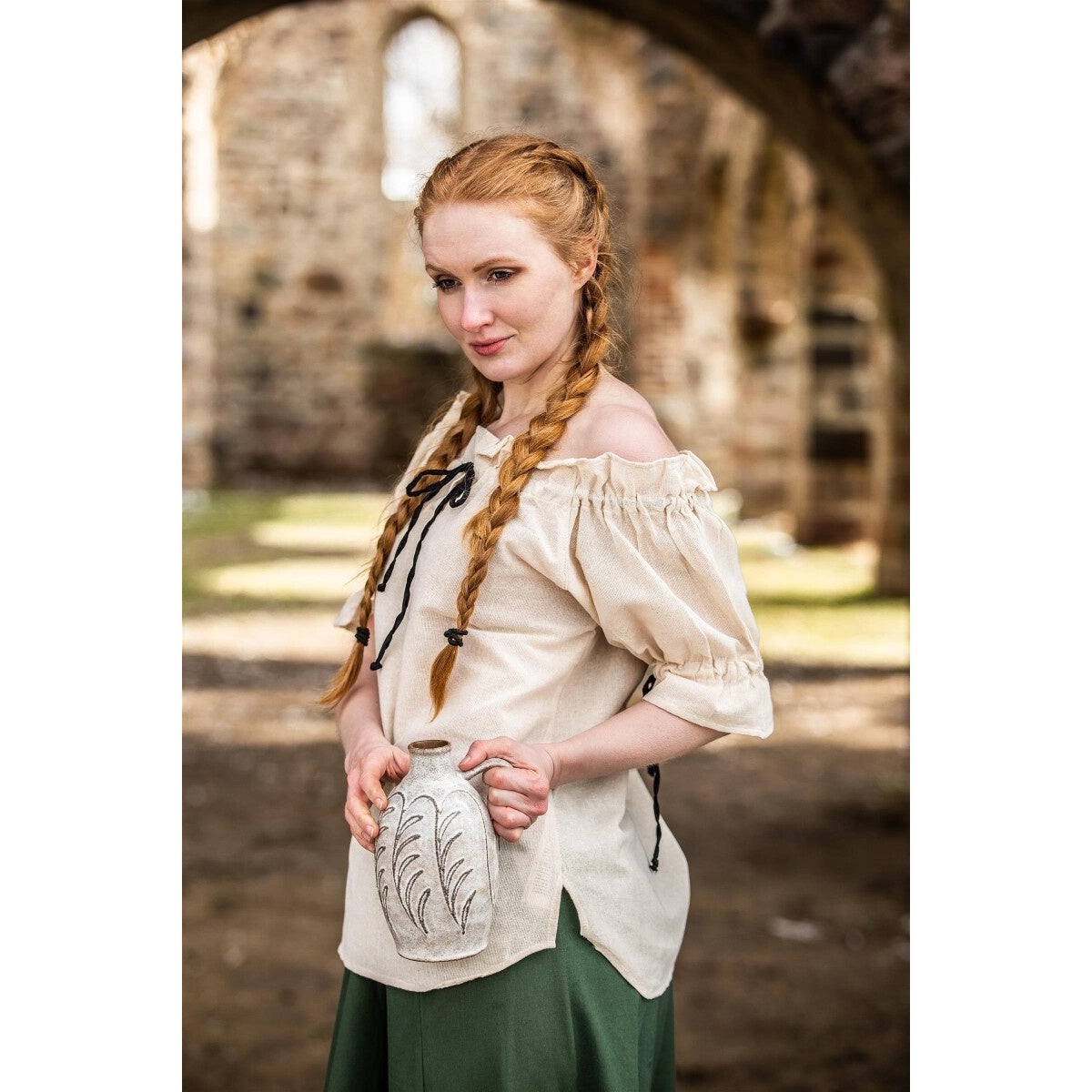 Imagen del producto Blusa medieval Amelia beige