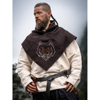 Imagen del producto Gugel medieval Tyr con bordado de lobo marrón