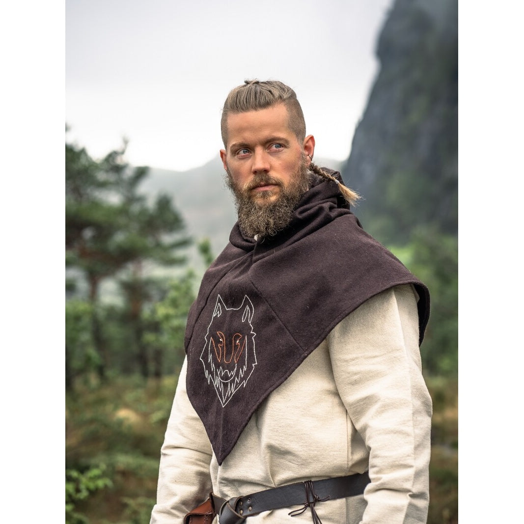 Imagen del producto Gugel medieval Tyr con bordado de lobo marrón