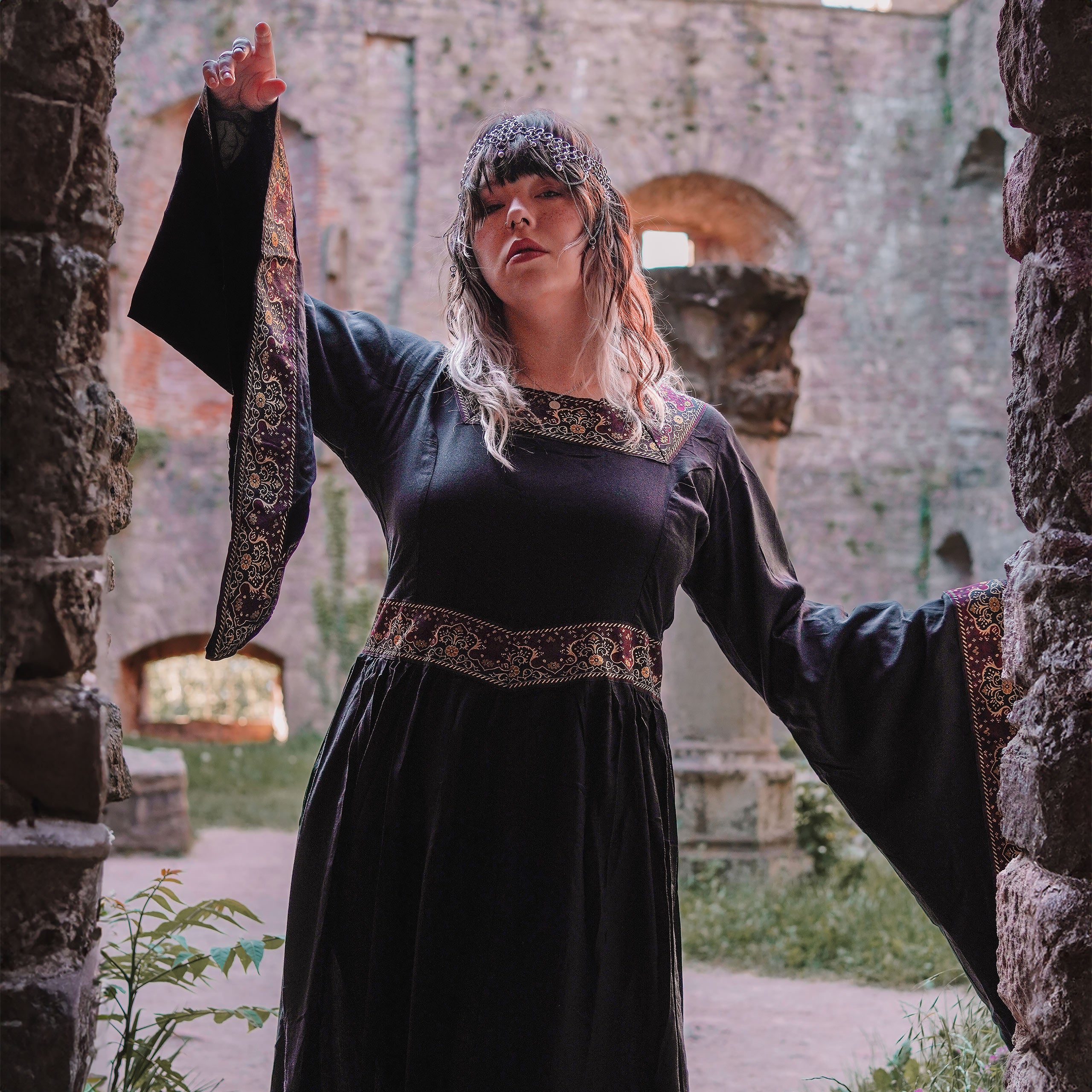 Imagen del producto Vestido medieval Katharina negro
