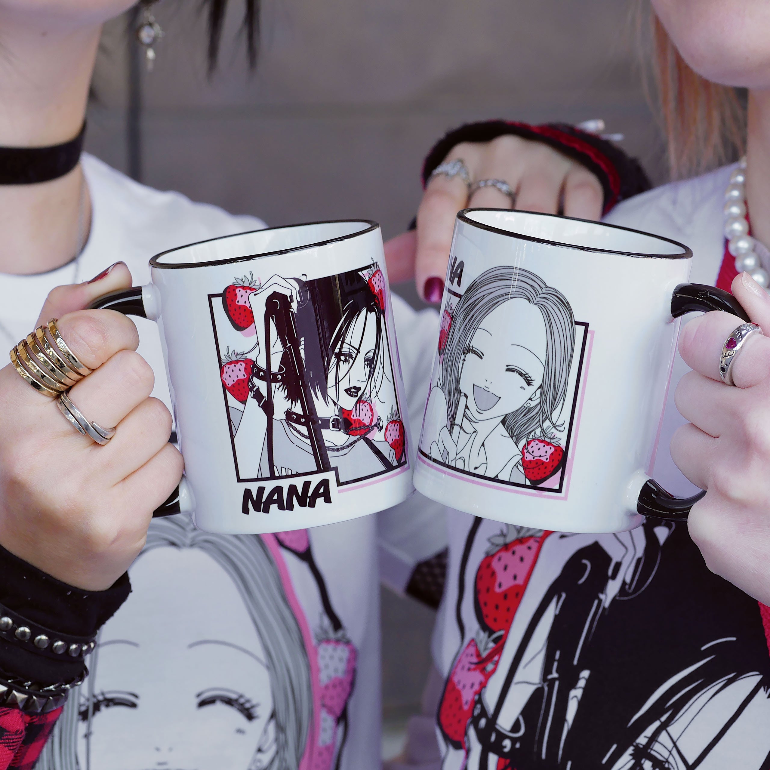 Imagen del producto Taza de Osaki y Hachi para fans de Nana