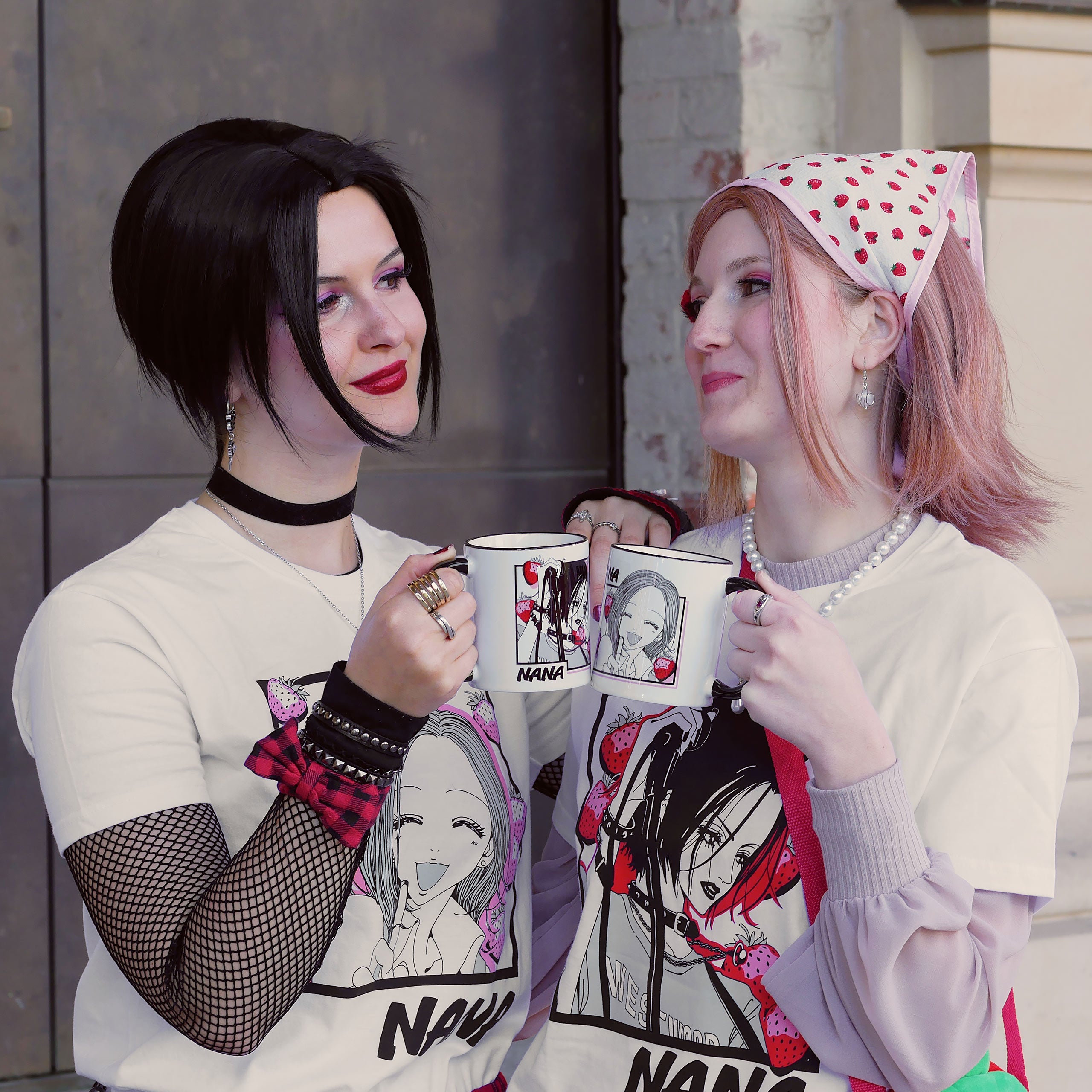 Imagen del producto Taza de Osaki y Hachi para fans de Nana