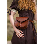 Imagen del producto Bolsa de cinturón medieval Erin de cuero con grabado celta