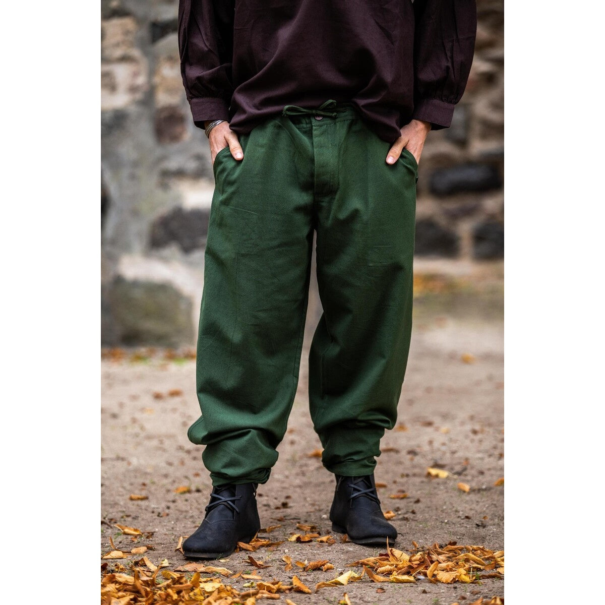 Imagen del producto Pantalón medieval Linhart con cordones en la cintura verde