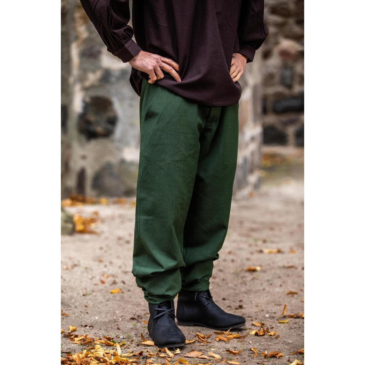 Imagen del producto Pantalón medieval Linhart con cordones en la cintura verde