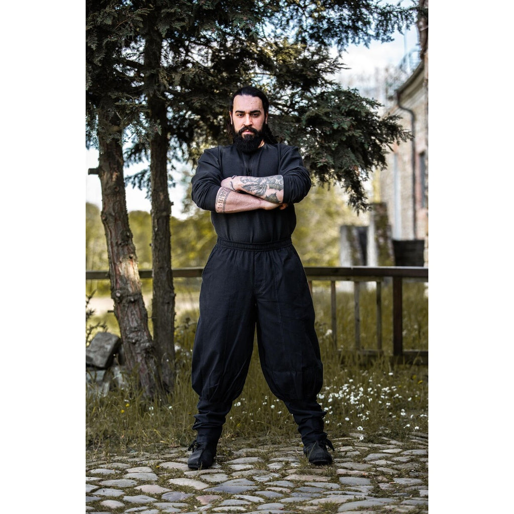 Imagen del producto Pantalón medieval Tiago con cordones en las piernas negro