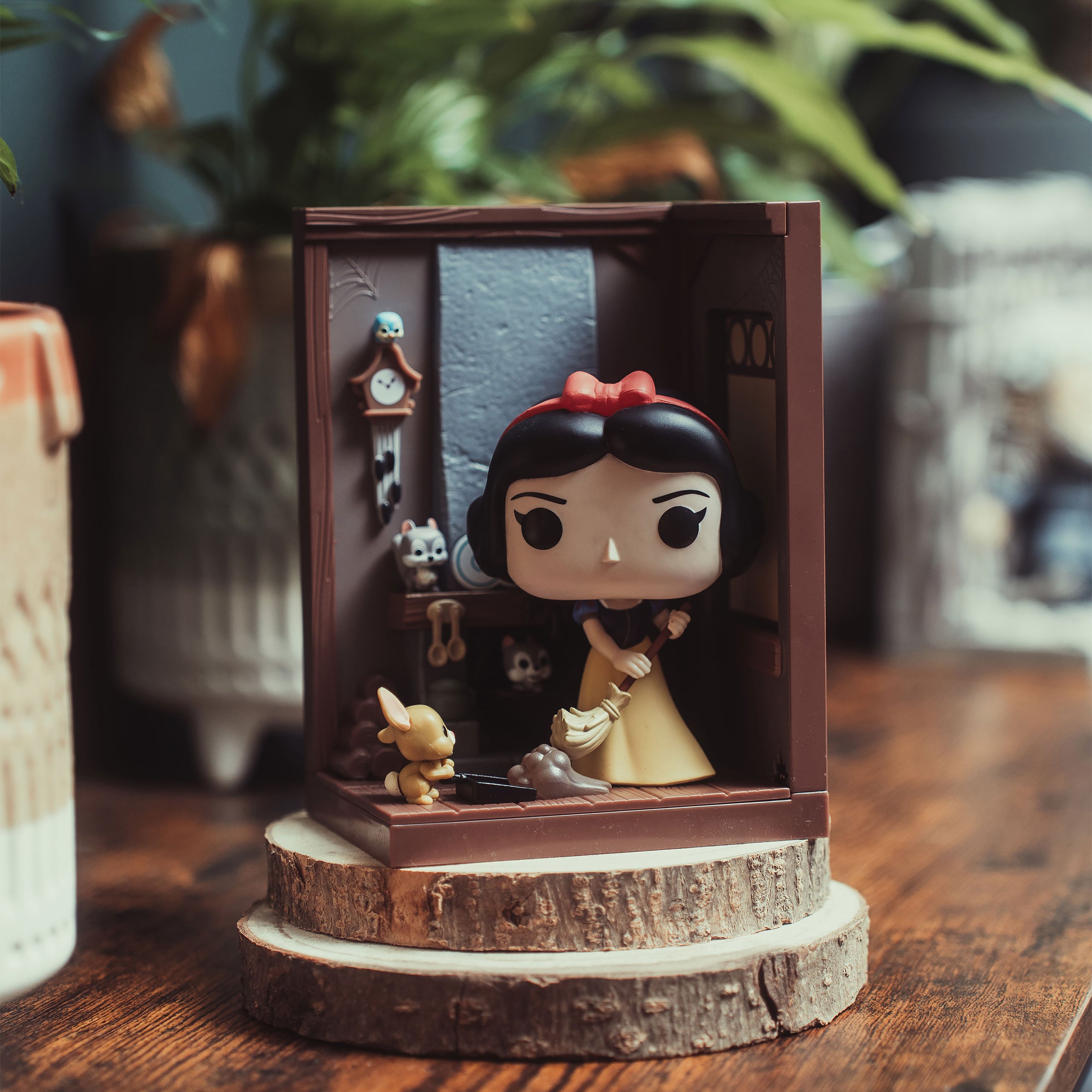 Imagen del producto Blancanieves - Diorama Funko Pop Nook Casa de los Enanitos