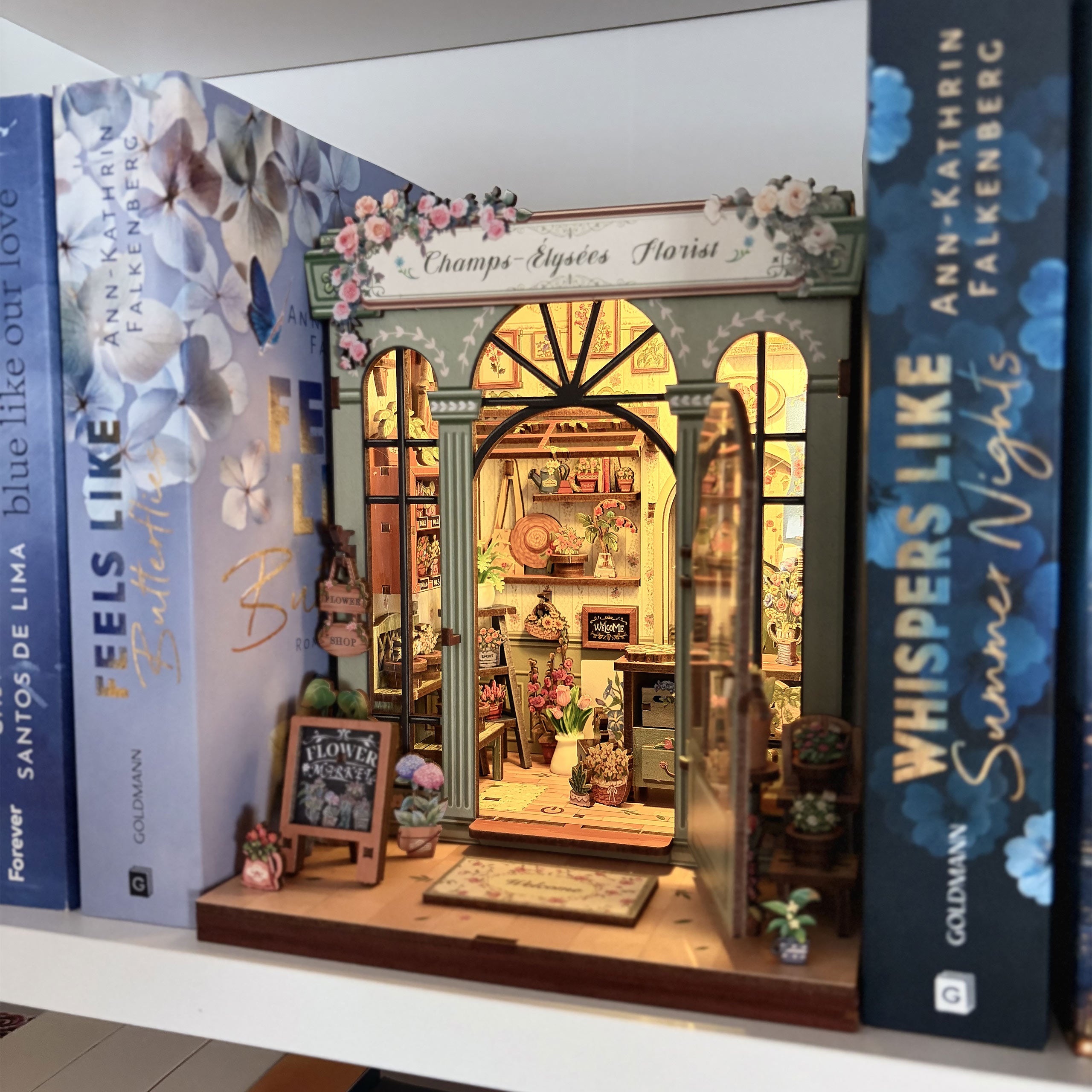 Imagen del producto CuteBee - Maqueta de casa en miniatura Book Nook Champs-Élysées Florist