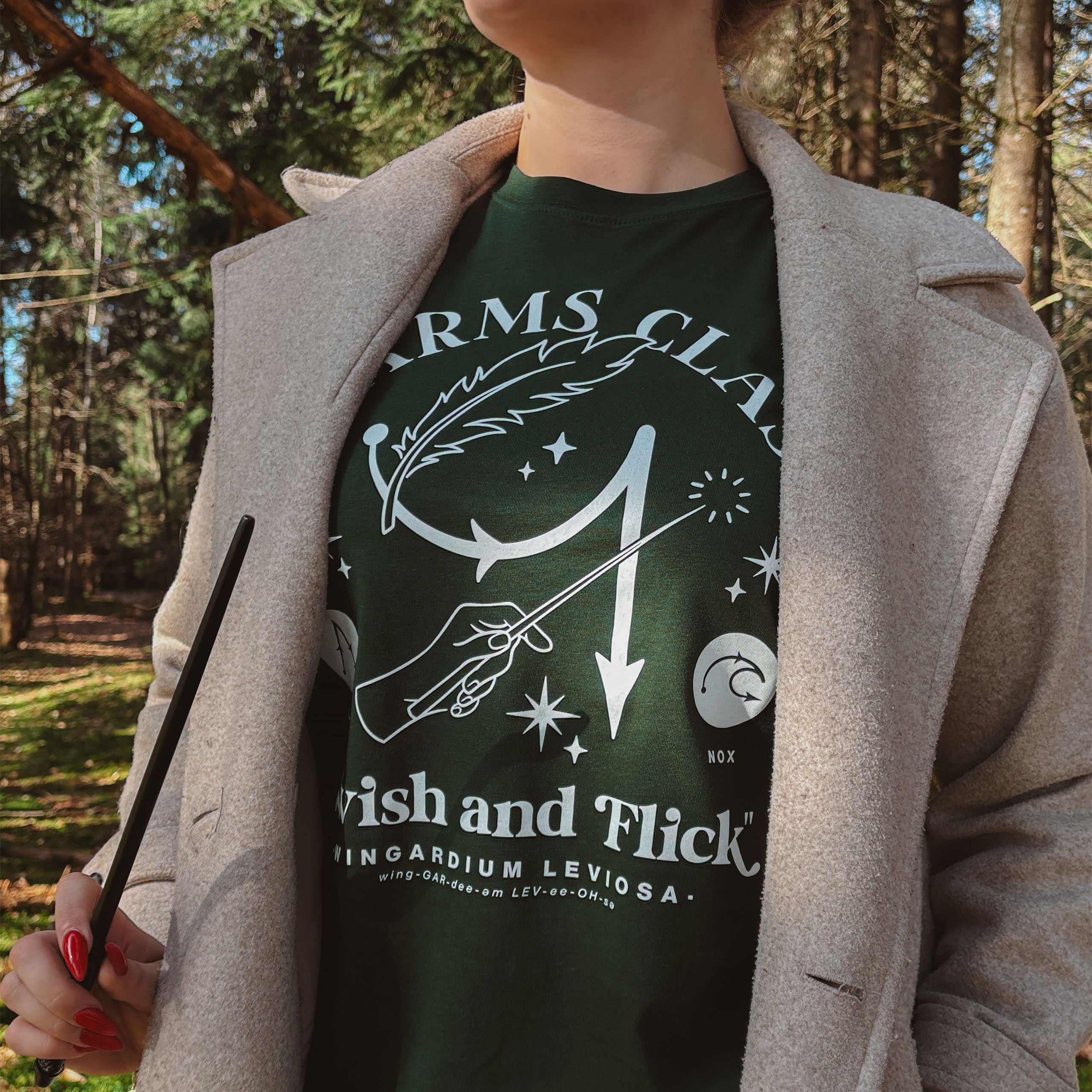 Imagen del producto Camiseta Hechizos Hogwarts verde - Harry Potter