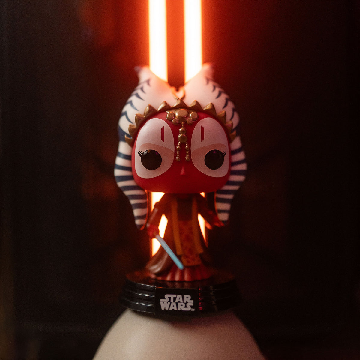 Imagen del producto Star Wars - Shaak Ti Glow in the Dark figura Funko Pop con cabeza oscilante