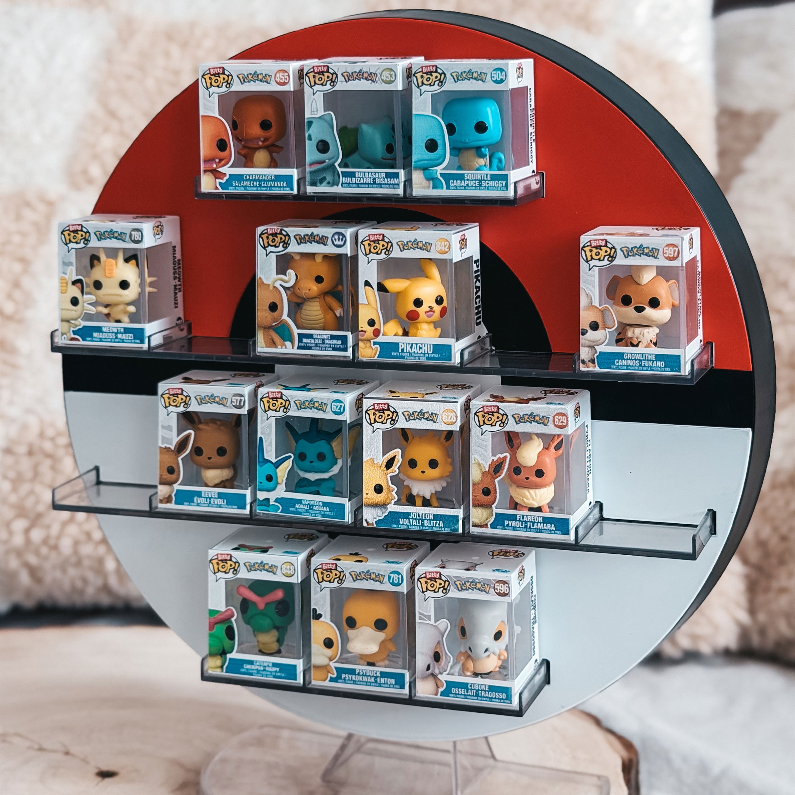 Imagen del producto Pokémon - Expositor Poké Ball Funko Bitty Pop con 2 figuras