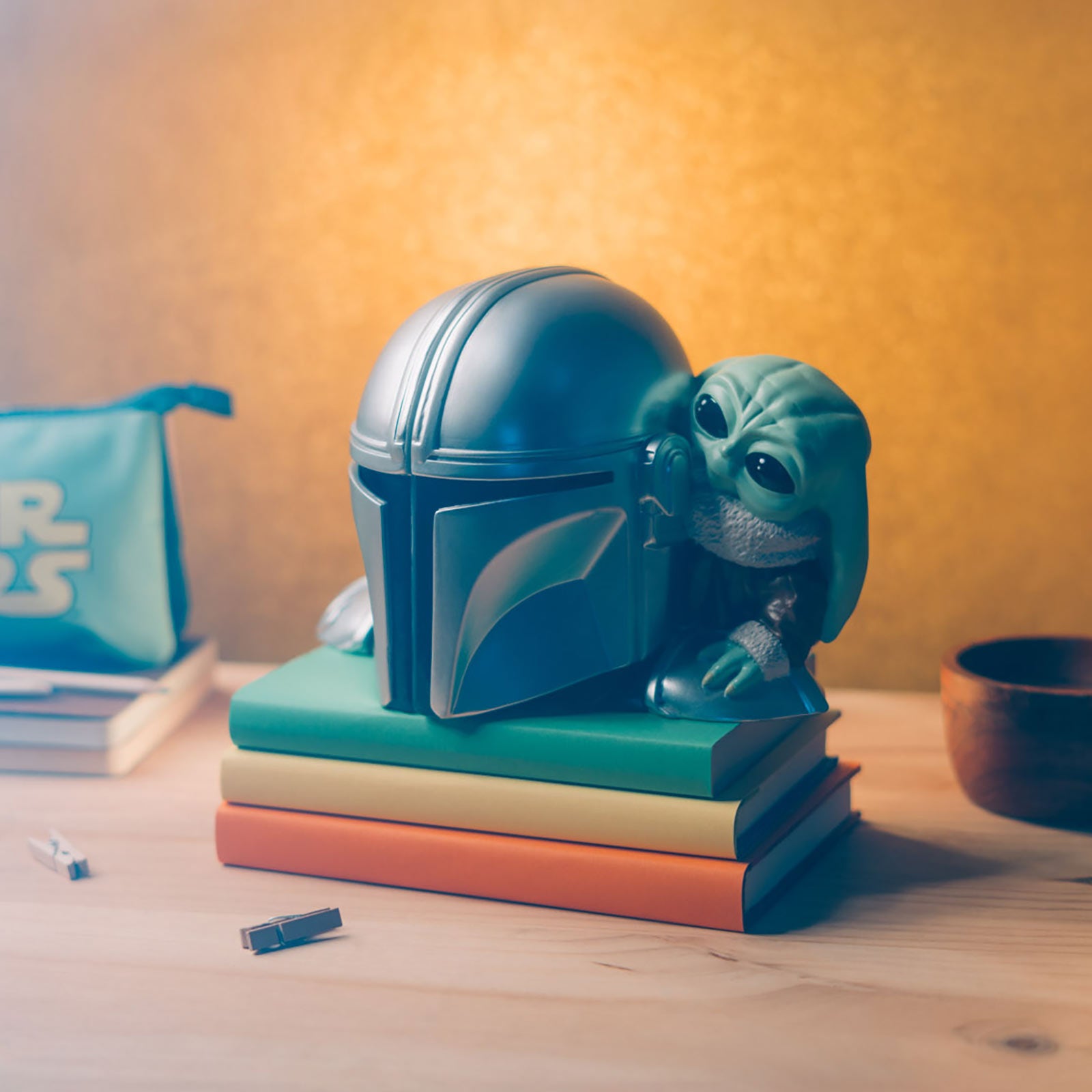 Imagen del producto Sujetalibros Grogu y Mandaloriano - Star Wars The Mandalorian