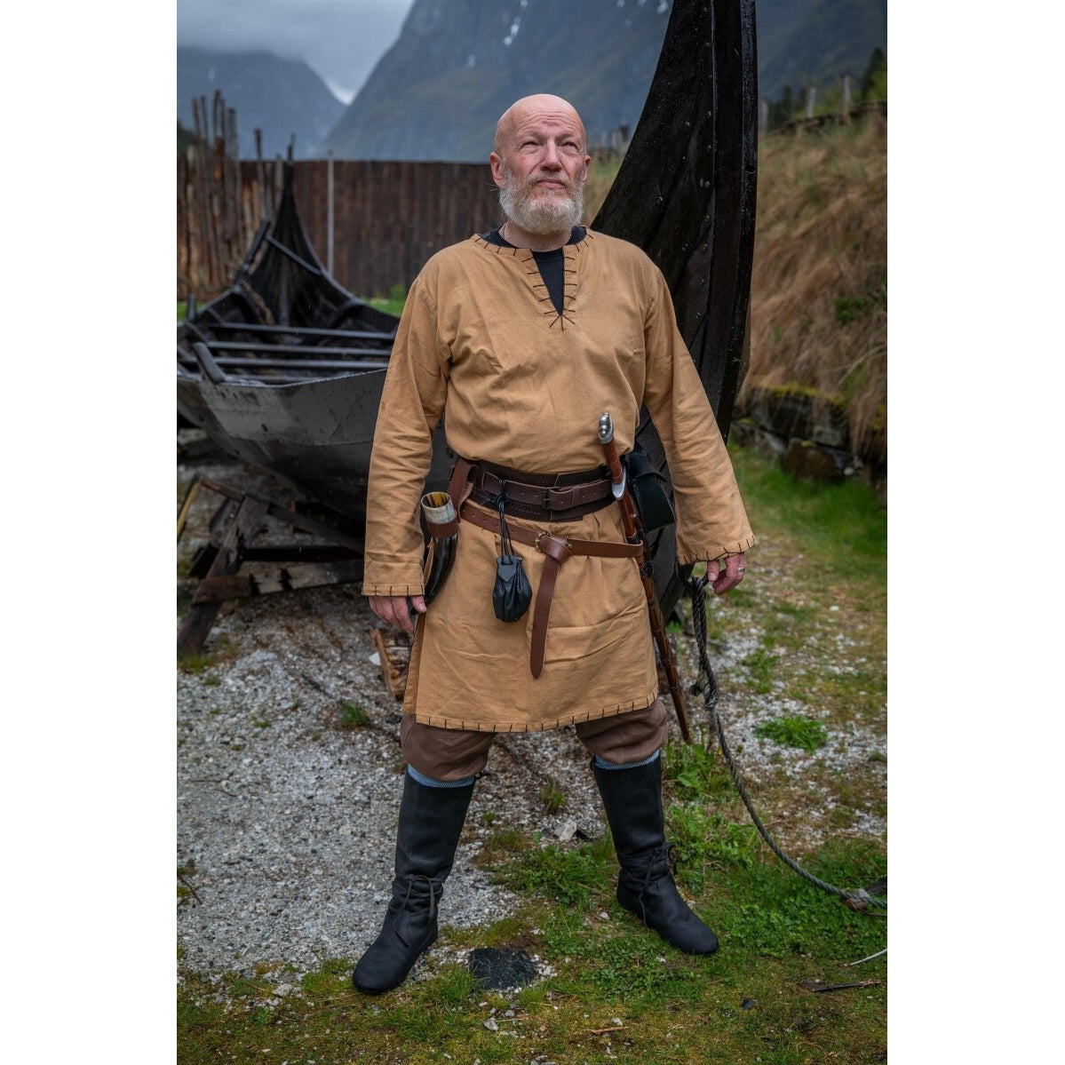 Imagen del producto Túnica vikinga medieval Erwin marrón miel
