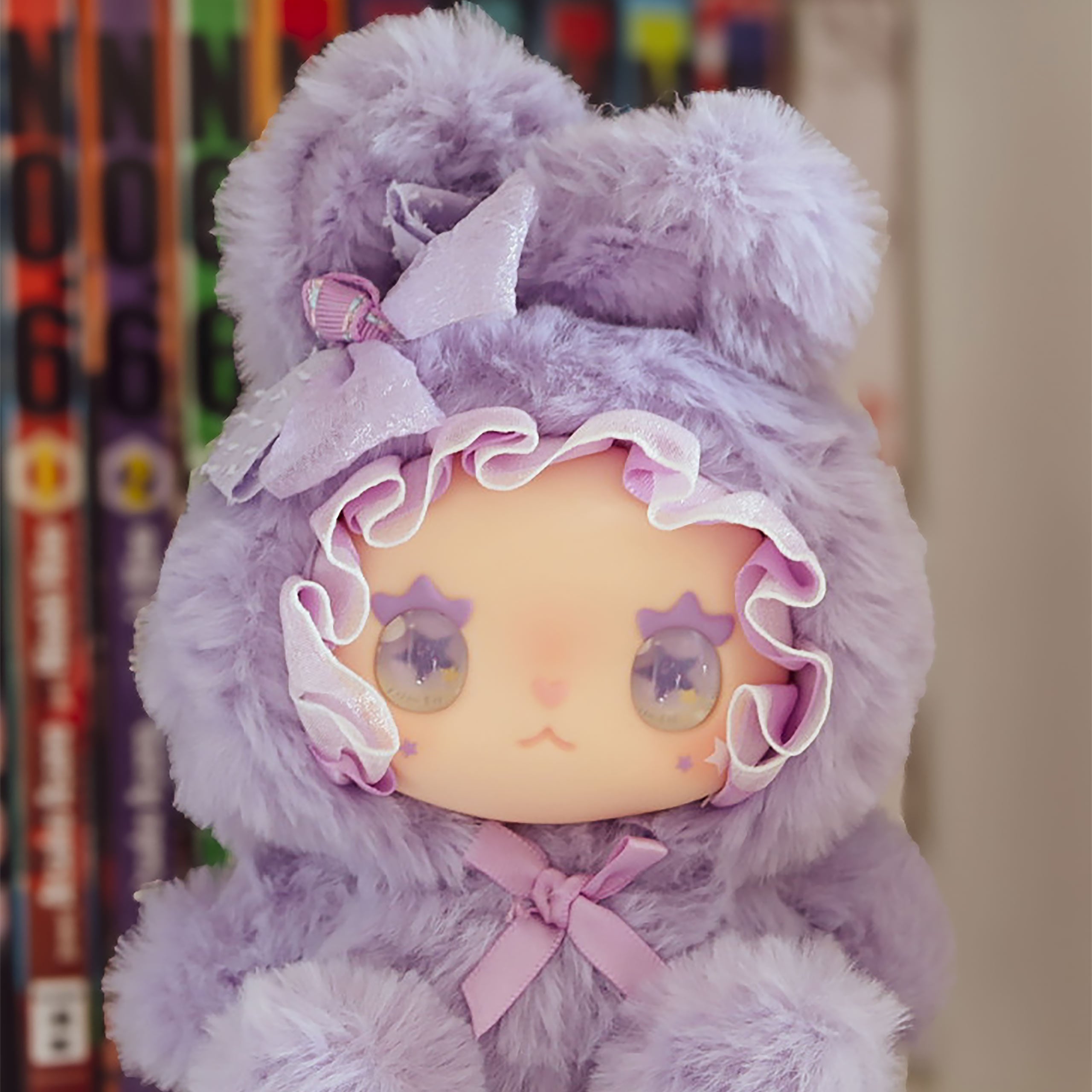 Imagen del producto Eurotronics Lovely Emma - Figura de peluche Mystery Bunny Alliance
