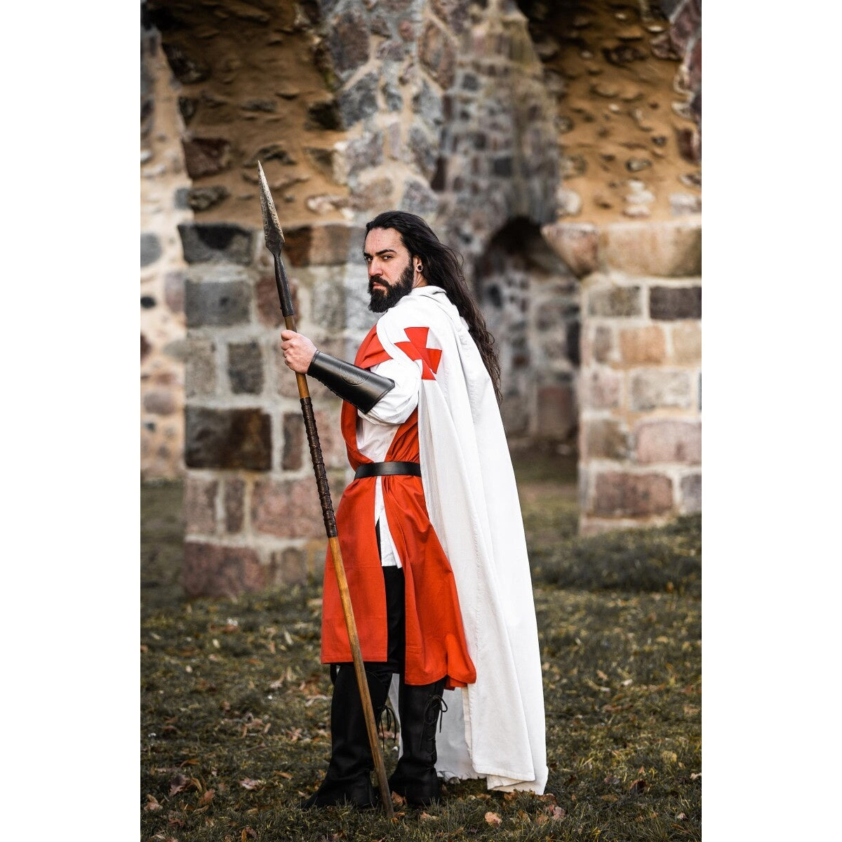 Imagen del producto Capa medieval de los Templarios Baldwin blanco-rojo