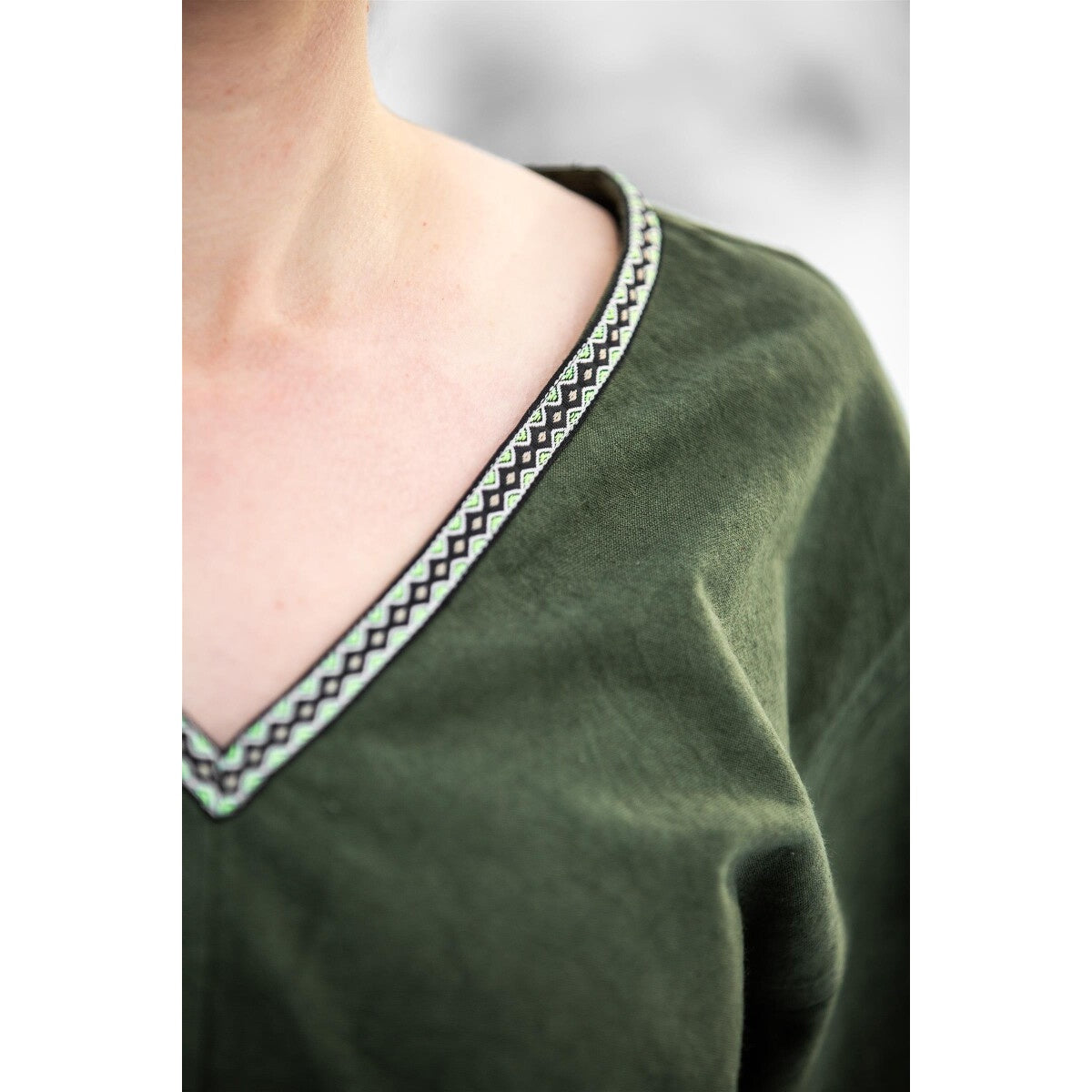 Product image Medieval Viking Tunic Matilda green