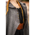 Imagen del producto Capa medieval para mujer Heidi gris