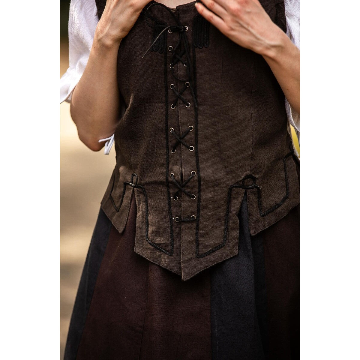 Imagen del producto Chaleco corsé medieval Selma marrón oscuro