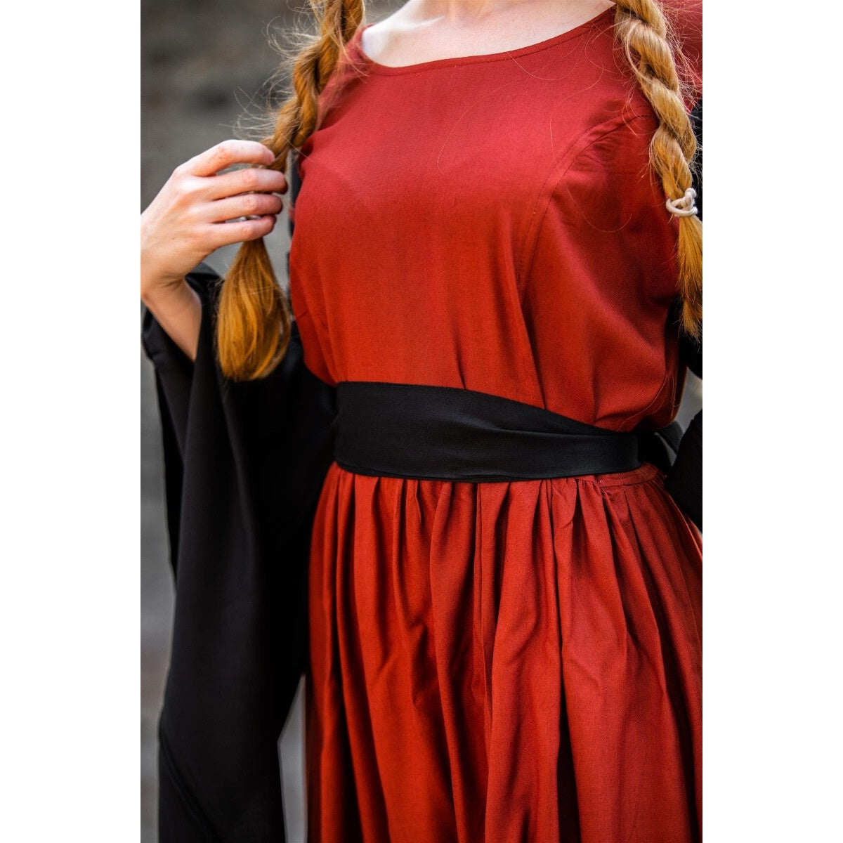 Imagen del producto Vestido medieval Dorell rojo y negro