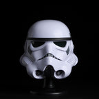 Imagen del producto Star Wars - Réplica de mini casco de Stormtrooper con base