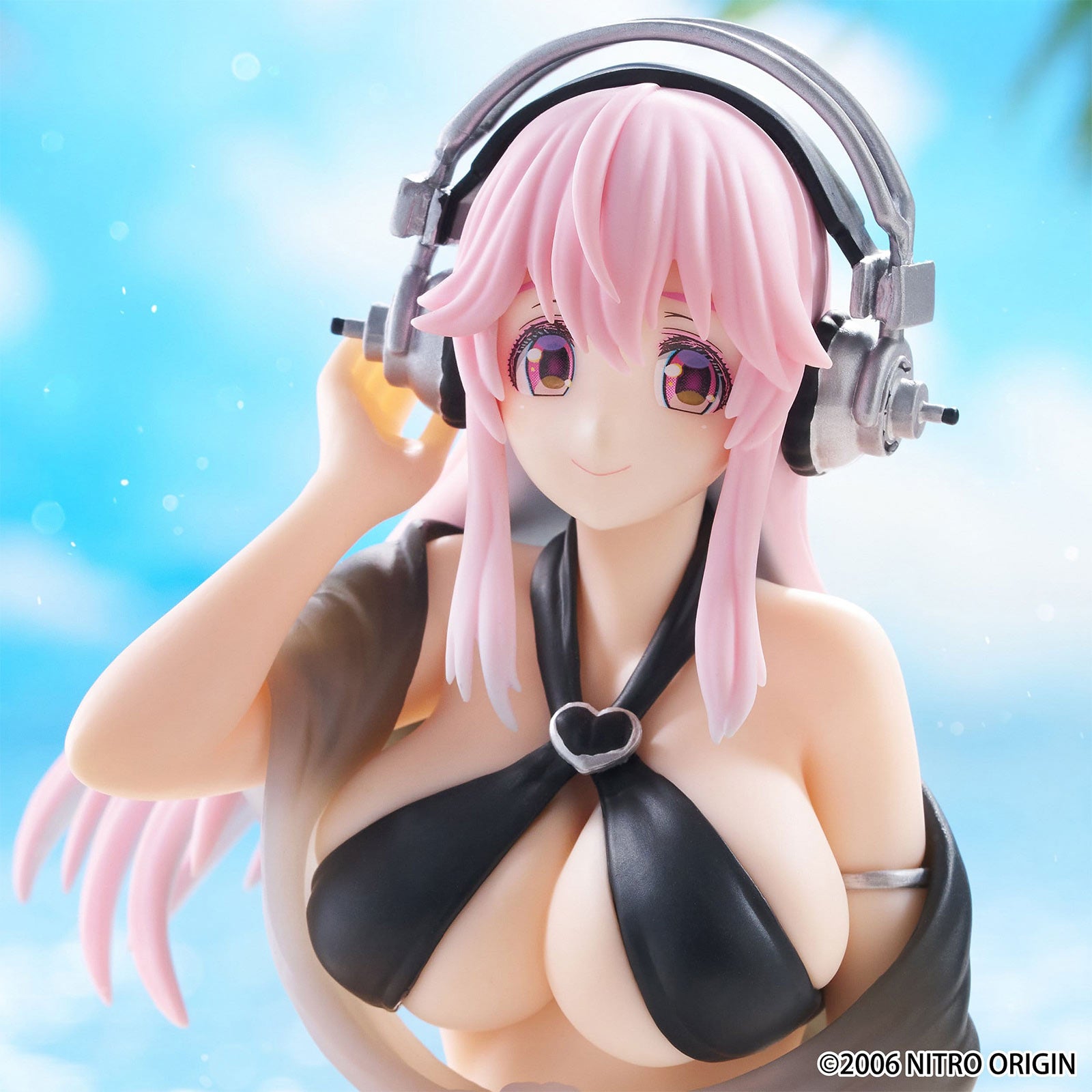 Imagen del producto Super Sonico - Figura Noodle Stopper Swimsuit Black Color Version