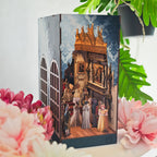 Imagen del producto Bridgerton - The Duke and I Book Nook Maqueta de Madera