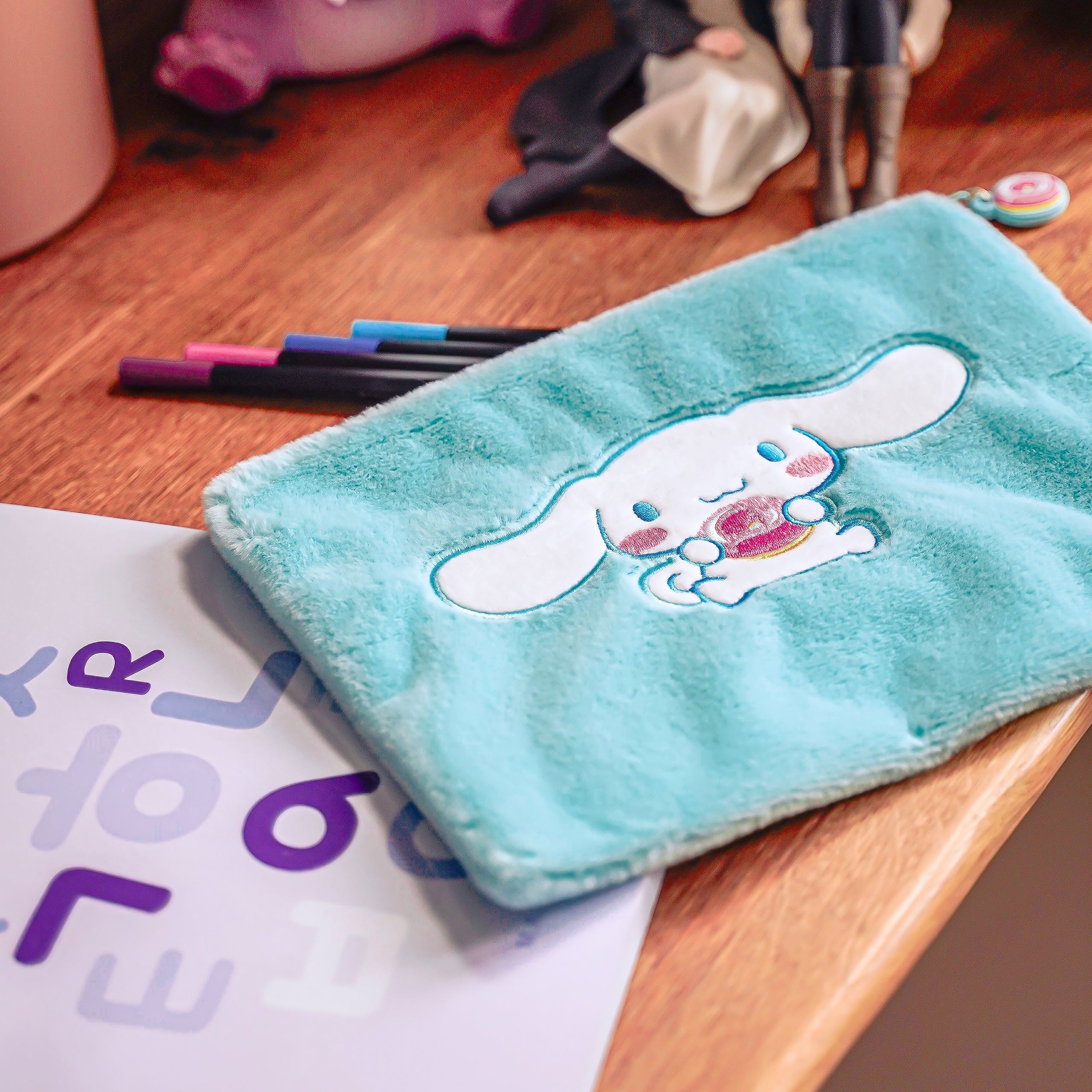 Imagen del producto Hello Kitty & Friends - Neceser de peluche Cinnamoroll
