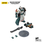 Imagen del producto Warhammer 40k: Sons of Horus – Legión Apothecary Figura de acción 12 cm