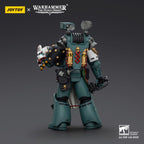 Imagen del producto Warhammer 40k: Sons of Horus – Legión Apothecary Figura de acción 12 cm