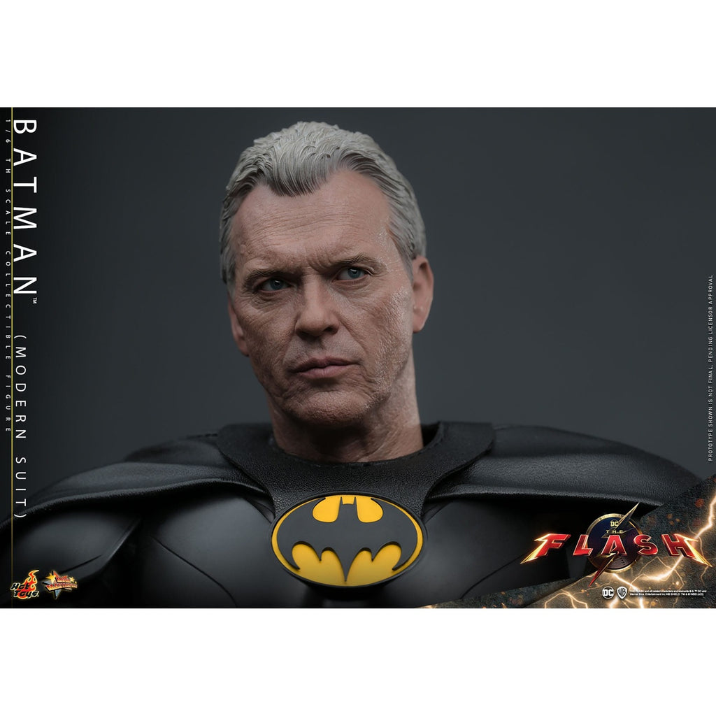 Imagen del producto DC Comics: The Flash – Batman (Traje moderno) figura de acción Masterpiece 1:6