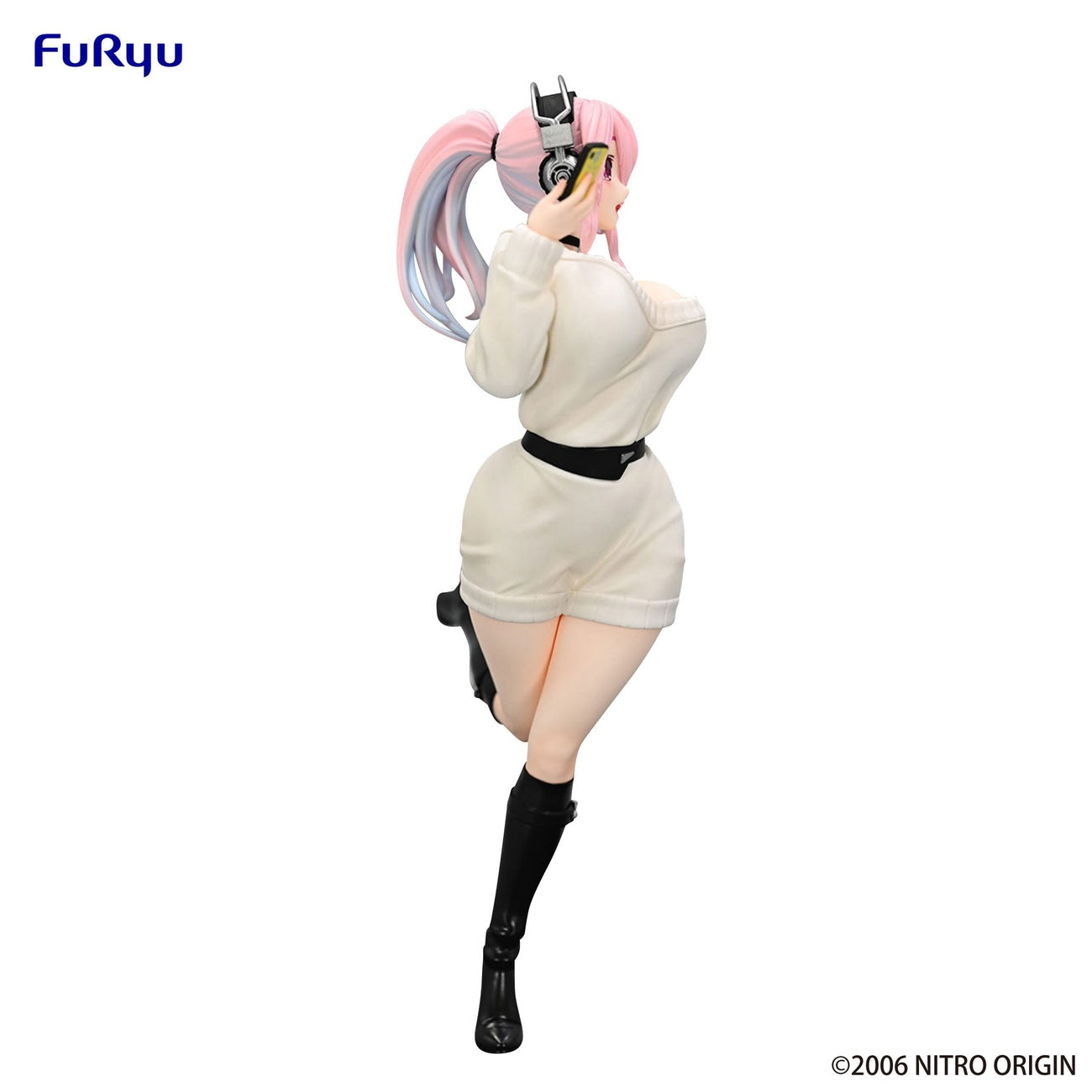 Imagen del producto Super Sonico Trio-Try-iT Estatua PVC Winter Memory Ver. 21 cm