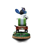 Imagen del producto Lilo & Stitch Estatua Art Scale 1/10 Stitch King of Rock 17 cm