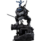 Imagen del producto Teenage Mutant Ninja Turtles Estatua Art Scale 1/10 Leonardo Versión en Blanco y Negro 26 cm heo exclusive