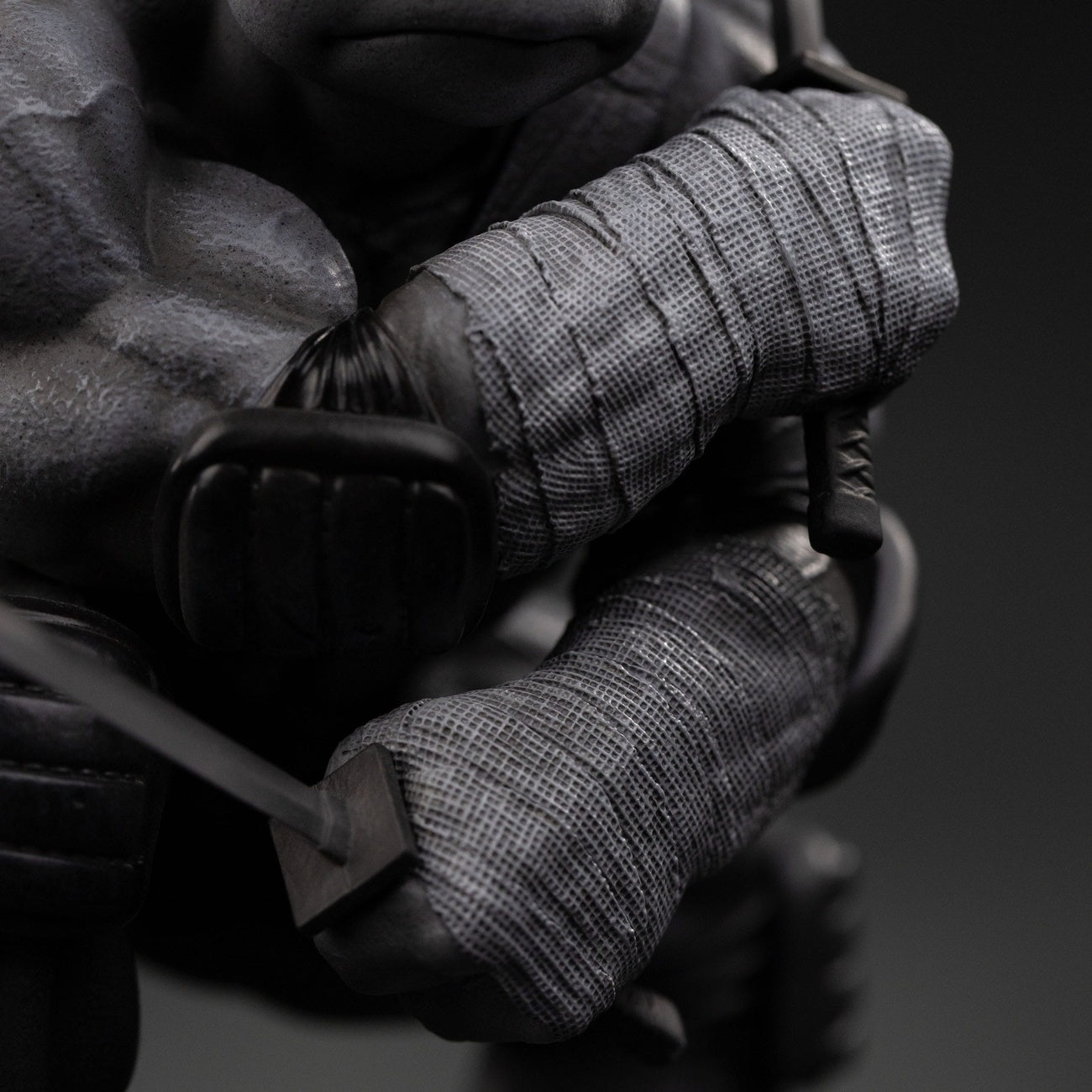 Imagen del producto Teenage Mutant Ninja Turtles Estatua Art Scale 1/10 Leonardo Versión en Blanco y Negro 26 cm heo exclusive