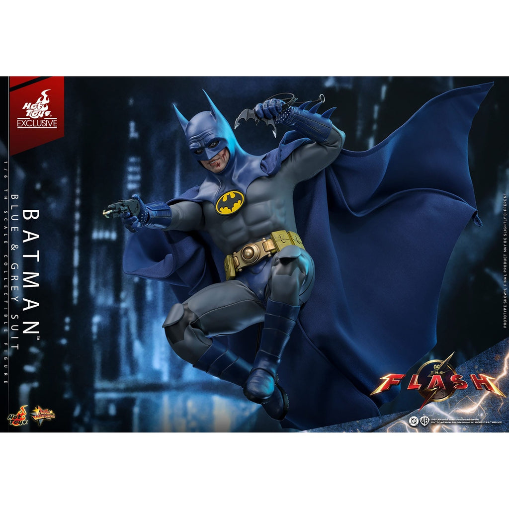 Imagen del producto The Flash Movie Masterpiece figura de acción 1/6 Batman (traje azul y gris) Edición Limitada Hot Toys Exclusive 30 cm