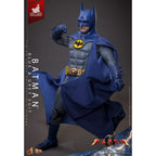Imagen del producto The Flash Movie Masterpiece figura de acción 1/6 Batman (traje azul y gris) Edición Limitada Hot Toys Exclusive 30 cm